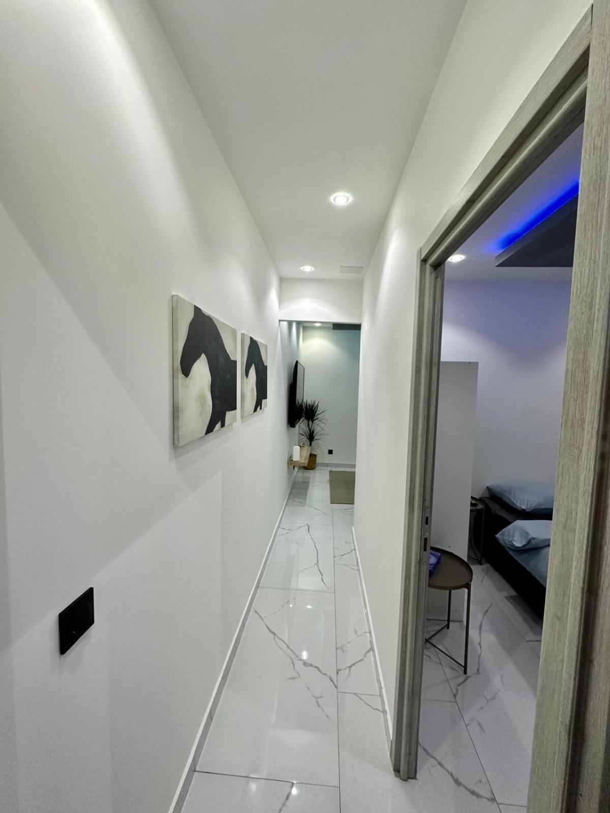 Suite Cosy Chic Saint-Claude Exterior photo